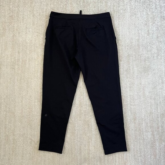 Lululemon Black Pull On Crop Pants With Pockets - Picture 3 of 9